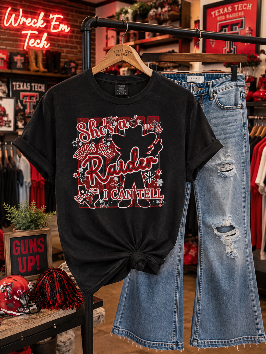 She's a Raider I Can Tell Graphic Tee — Women's Gameday REGULAR FIT